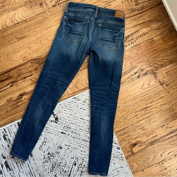 American Eagle Jegging size 2 Dark Wash - Picture 2 of 8